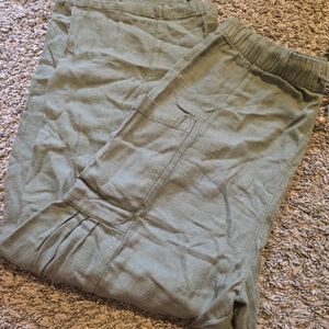 #77 Women's Green Casual Pants